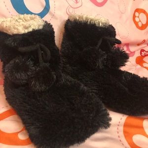 Black bootie slippers